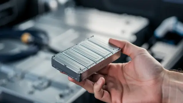 Batteriekosten für Elektroautos: Lebensdauer, Austausch und Preisfaktoren im Überblick