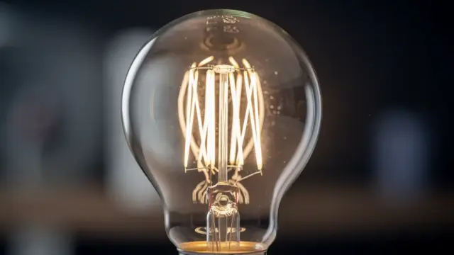 Elektrotechnik für Neugierige ohne Vorkenntnisse: Grundlagen verstehen und anwenden