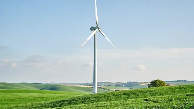 Energietechnik Karriere: Zukunftsorientierte Wege und Möglichkeiten in der Branche