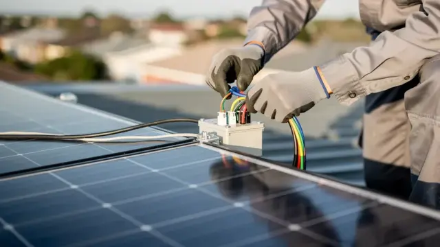 Netzanschluss photovoltaik: Kosten und Rechte für Betreiber von Solaranlagen