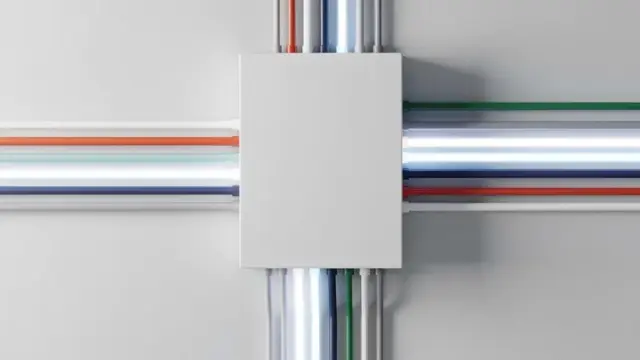 Infografik zur Funktionsweise und Vorteilen von Smart Metern in der Elektroinstallation